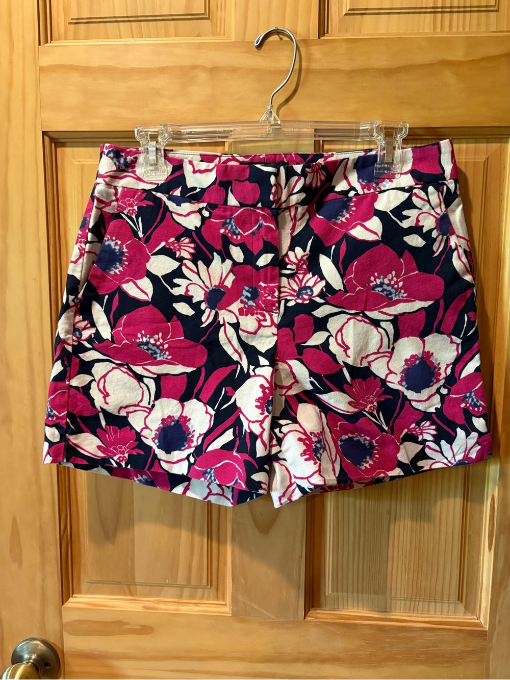 Talbots floral chino shorts with multicolored pattern women’s size 8